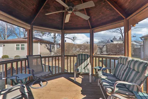 1014 Walter Ave, Des Plaines, IL 60016 photo 21