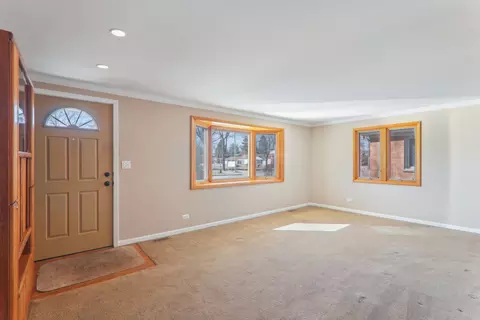 1014 Walter Ave, Des Plaines, IL 60016 photo 7
