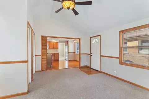 1014 Walter Ave, Des Plaines, IL 60016 photo 13