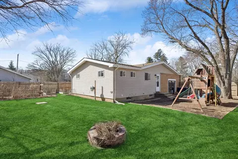Exterior - 4906 Roberts Rd, Mchenry, IL 60051 photo 4 of 5