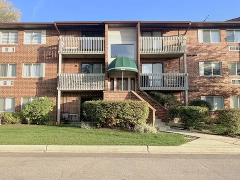 960 N Lakeside Dr #3C, Vernon Hills, IL 60061
