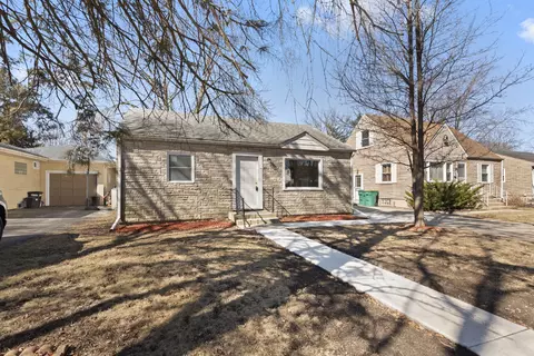 123 Earl Ave, Joliet, IL 60436