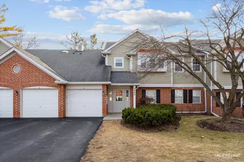 2485 Charleston Dr #1, Schaumburg, IL 60193