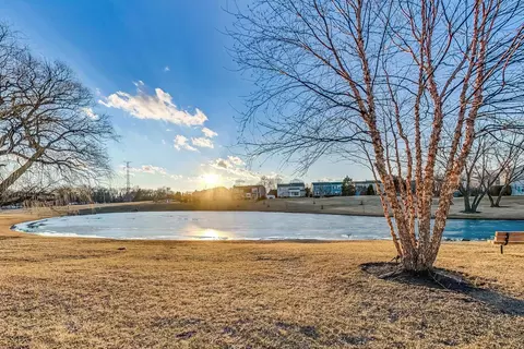 View/Area - 1350 Longacre Ln #1350, Wheeling, IL 60090 photo 1 of 1