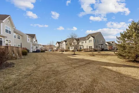 1236 Falcon Ridge Dr, Elgin, IL 60124 photo 30