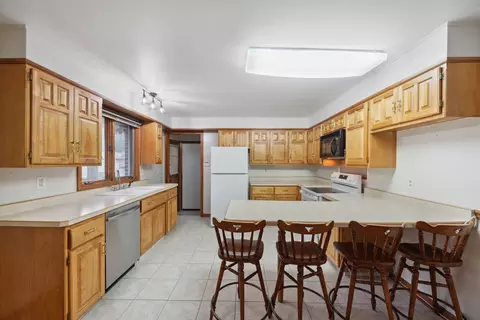 Kitchen - 603 S Wall St, Kankakee, IL 60901 photo 1 of 2