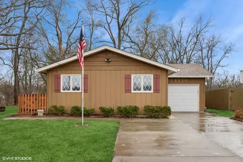 1111 Main Street Rd, Spring Grove, IL 60081