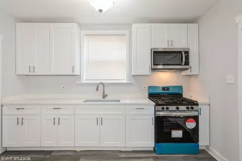 1726 E 85th Pl, Chicago, IL 60617 photo 6