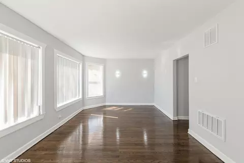1726 E 85th Pl, Chicago, IL 60617 photo 4