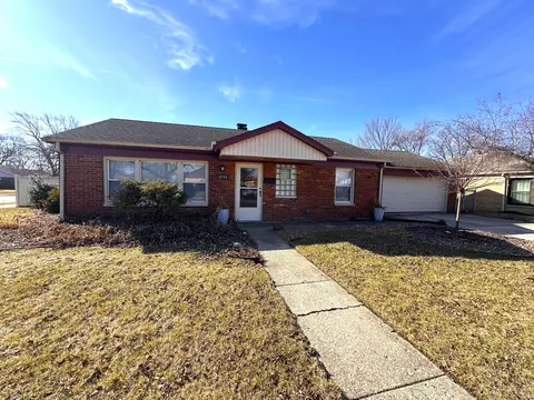 3143 W Palisades Dr, Merrionette Park, IL 60803
