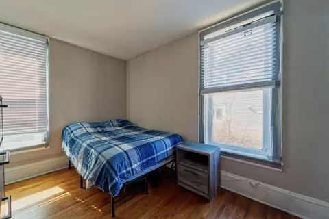 Bedroom - 167 Cherry St, Elgin, IL 60120 photo 1 of 6