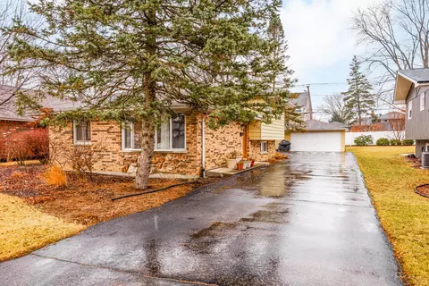 327 Otis Ave, Downers Grove, IL 60515