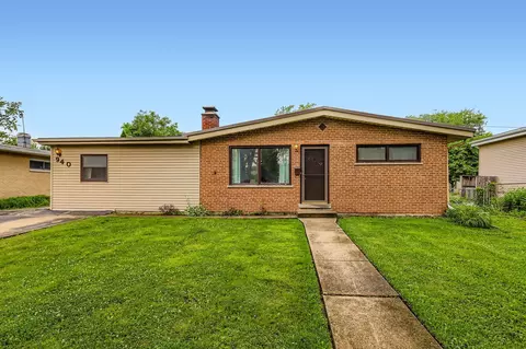940 8th Ave, La Grange, IL 60525