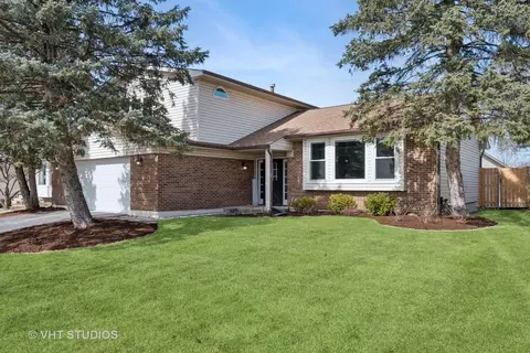 560 Whitehall Way, Bolingbrook, IL 60440