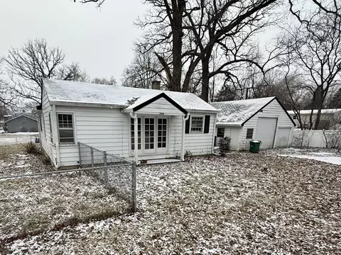21980 W Morton Dr, Lake Villa, IL 60046