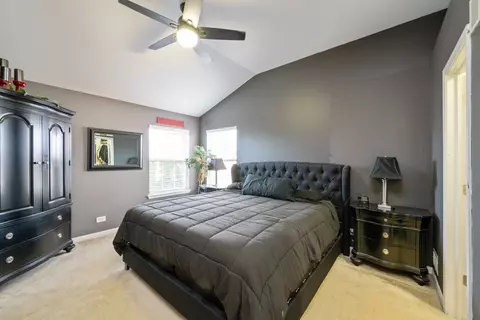 Bedroom - 232 Burton Dr, Bartlett, IL 60103 photo 1 of 5