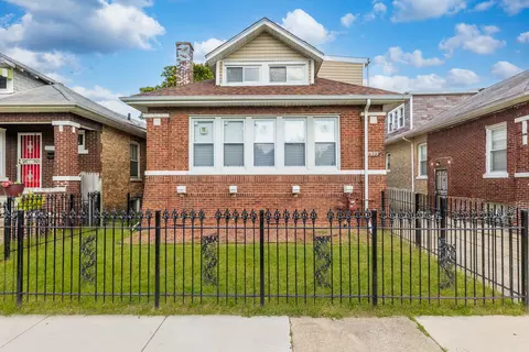 7935 S Kimbark Ave, Chicago, IL 60619