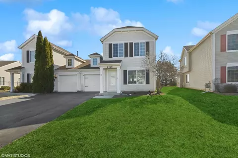 2426 Mayfield Dr, Montgomery, IL 60538
