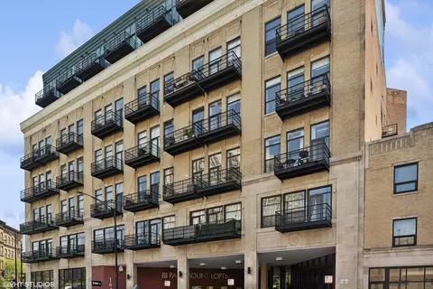 1645 W Ogden Ave #409, Chicago, IL 60612