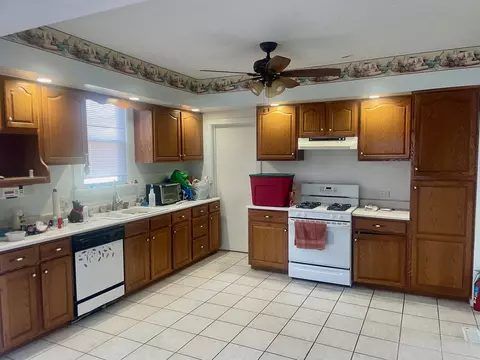 220 Catherine St, Ottawa, IL 61350 photo 4