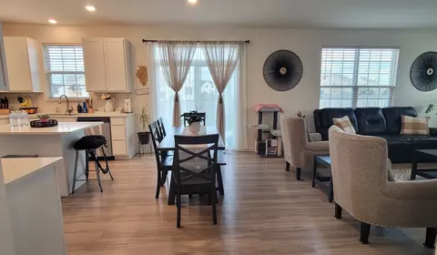 6824 Galway Dr, Mchenry, IL 60050 photo 8
