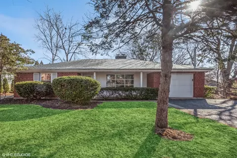 5709 Western Ave, Clarendon Hills, IL 60514