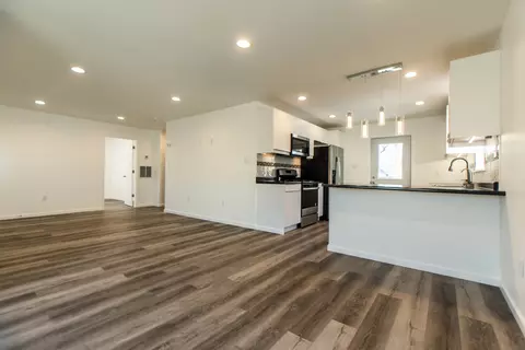 705 Nachusa Ave, Dixon, IL 61021 photo 7