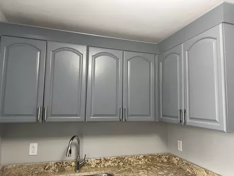 Kitchen - 923 Harriet Ave, Aurora, IL 60505 photo 5 of 5