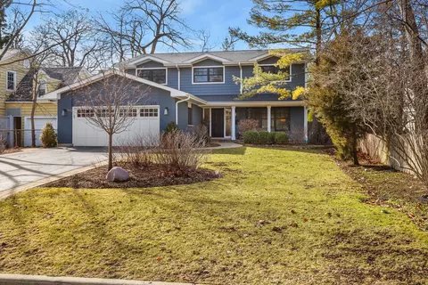 680 Kincaid St, Highland Park, IL 60035