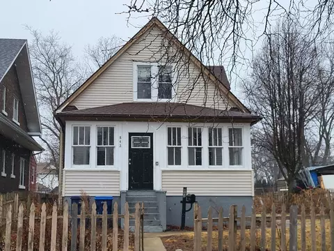 842 Wadsworth Ave, Waukegan, IL 60085