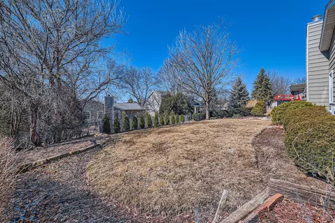 3976 Whispering Trails Dr, Hoffman Estates, IL 60192 photo 34