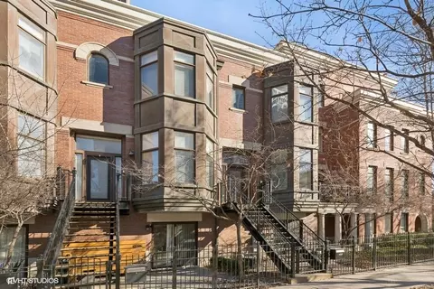 1335 S Indiana Ave, Chicago, IL 60605