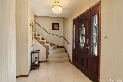 Entry Way - 1642 73rd St, Darien, IL 60561 photo 1 of 2