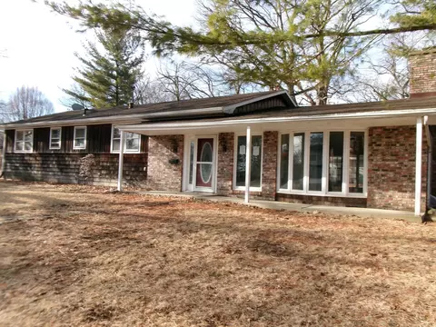 150 Oak St, Oglesby, IL 61348