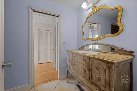 209 E 12th Ave, Naperville, IL 60563 photo 22