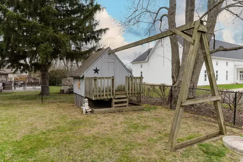 1303 Heritage Rd W, Normal, IL 61761 photo 29