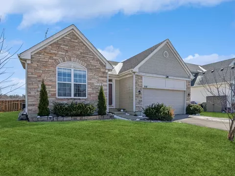 918 Tiffany Farms Rd, Antioch, IL 60002