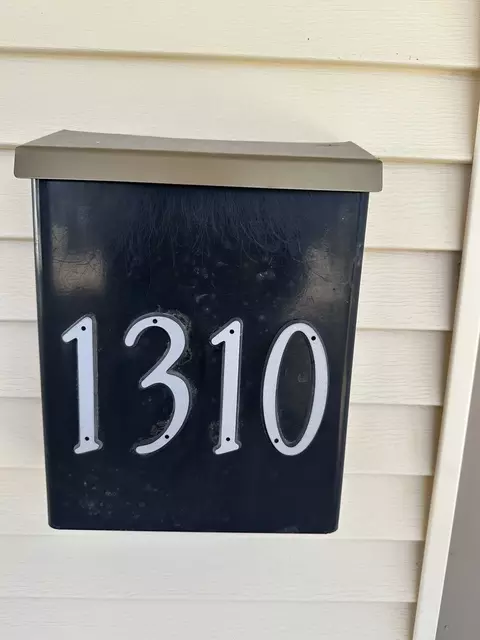 1310 S Linden St, Normal, IL 61761 photo 2