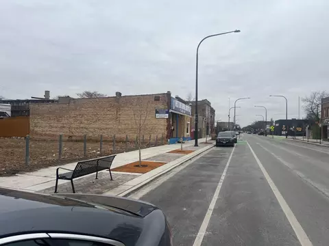 5823 W Chicago Ave, Chicago, IL 60651 photo 2