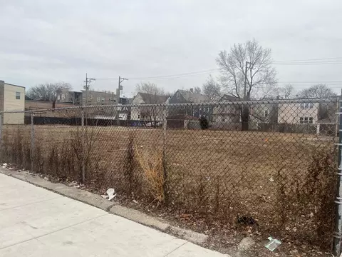 5817 W Chicago Ave, Chicago, IL 60651