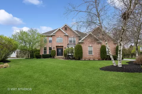1503 Otter Trl, Cary, IL 60013