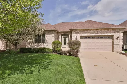 145 Rose Dr, Bloomingdale, IL 60108