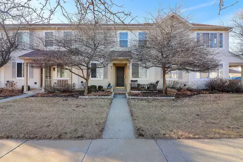 153 Azalea Cir #153, Romeoville, IL 60446
