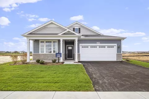 2468 Plains Dr, Pingree Grove, IL 60140