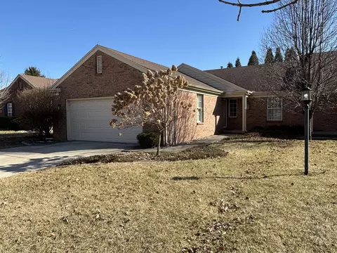 1405 Broadmoor Dr #A, Champaign, IL 61821
