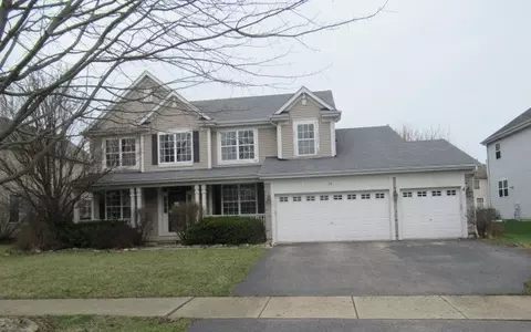 214 Liszka Ln, Oswego, IL 60543