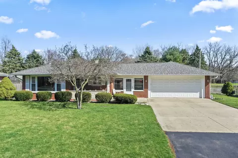 1618 SE River Rd, Montgomery, IL 60538