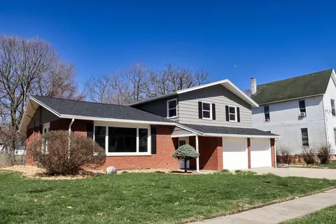 108 Prospect St, Morrison, IL 61270