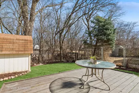 Exterior - 1462 Chippewa Trl, Wheeling, IL 60090 photo 2 of 4