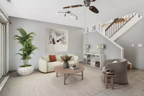 Living - 1462 Chippewa Trl, Wheeling, IL 60090 photo 3 of 4